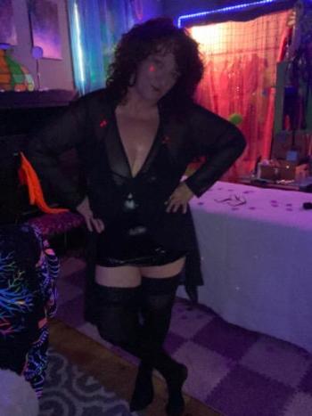 DeliciousCougar, 60  female escort, Omaha