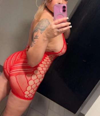 913-309-7462, 27  female escort, Omaha