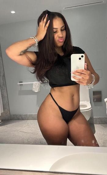 Ashley, 23  female escort, Omaha
