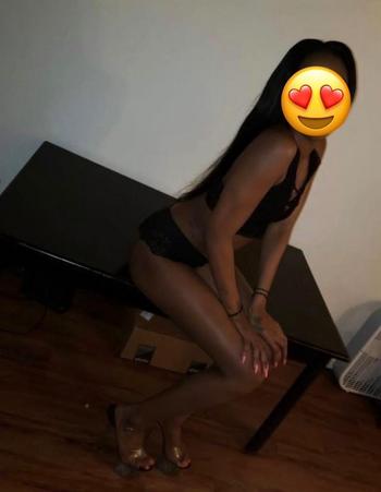 Nivea, 28  female escort, Omaha