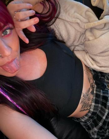 219-766-6965, 23  female escort, Omaha