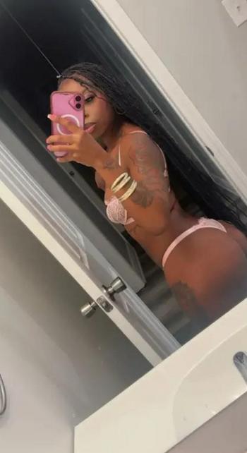 402-676-9496, 28  female escort, Omaha